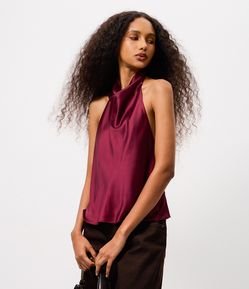 Blusa Frente Única em Cetim com Decote Degagê