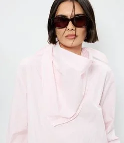 Blusa em Tricoline com Detalhe de Lenço