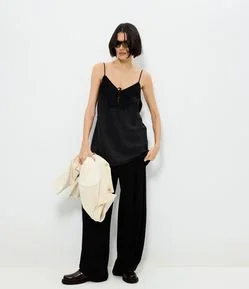 Vestido Curto de Alcinha com Renda