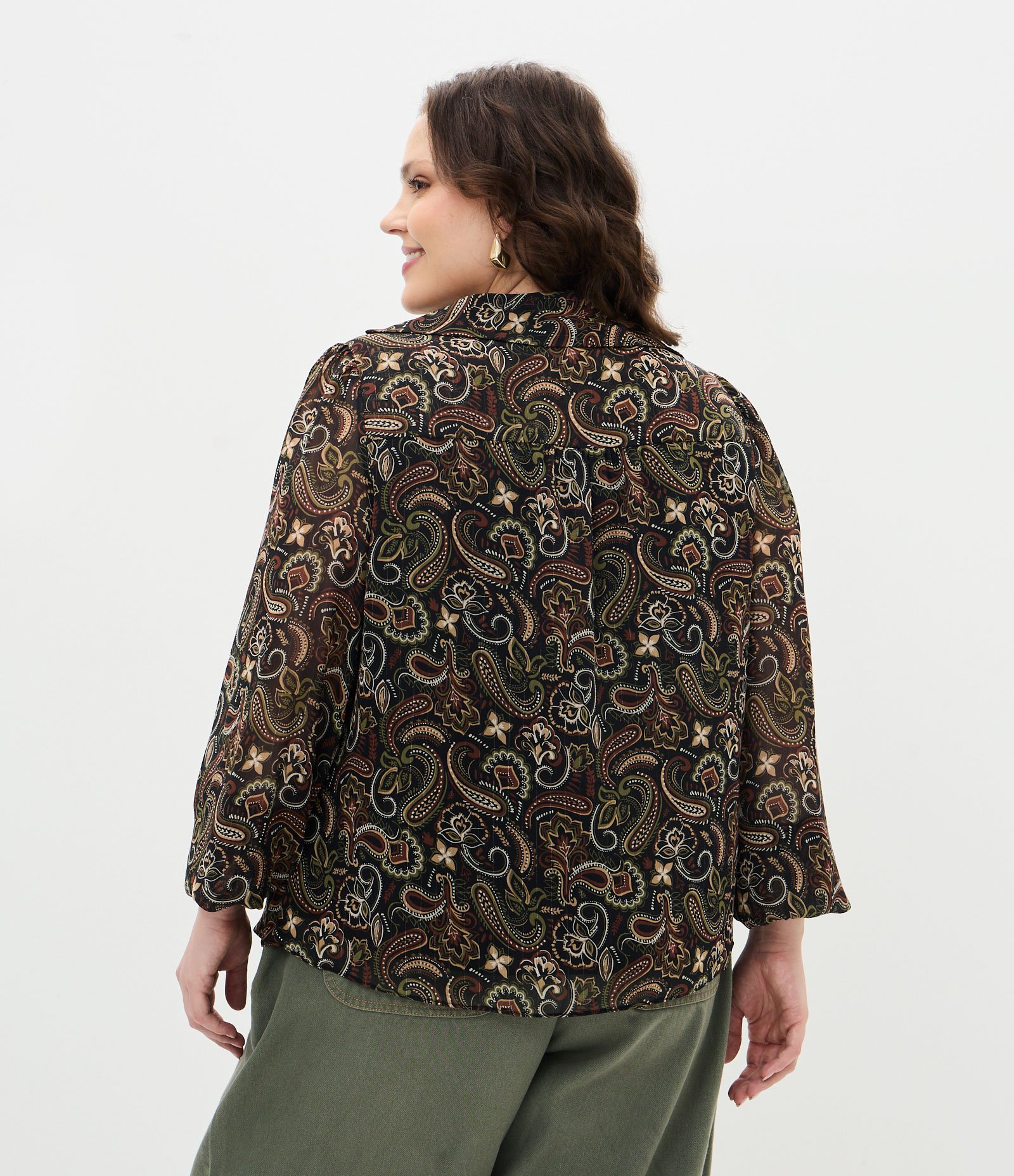 Blusa Bata Manga Longa em Chiffon com Estampa Paisley Curve & Plus Size Preto 4