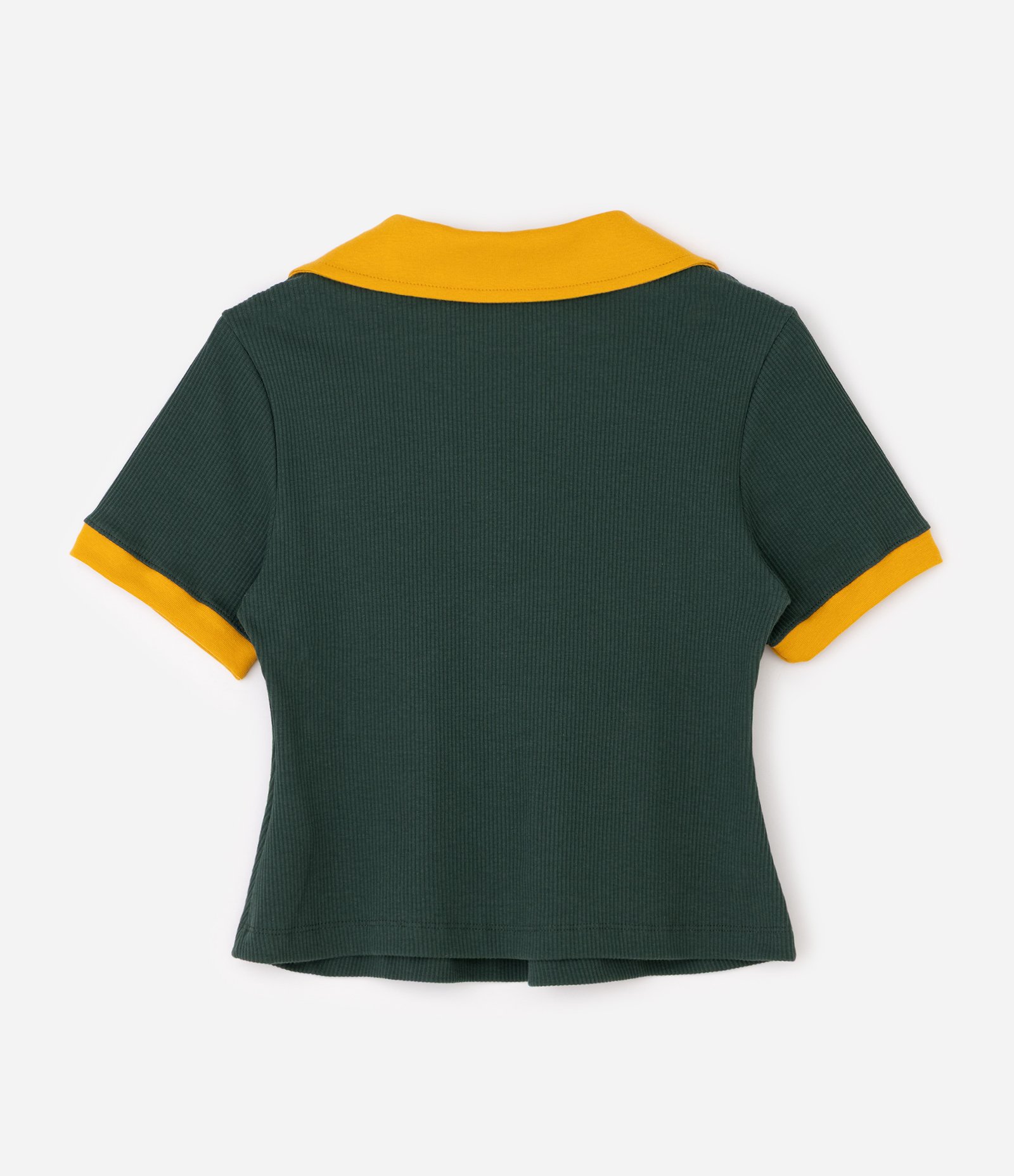 Blusa Baby Look Esportiva com Gola Polo Curve & Plus Size Verde 6