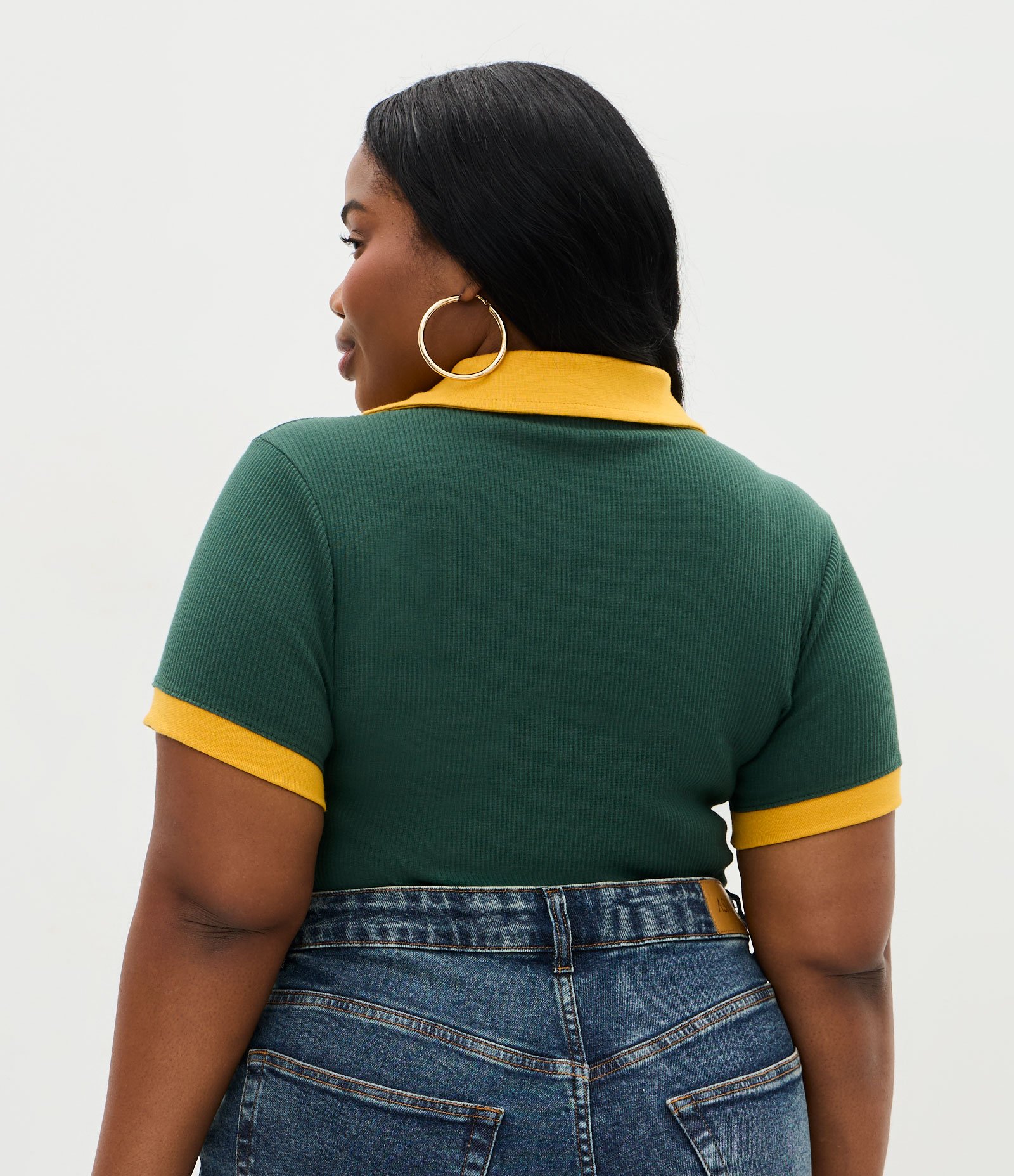 Blusa Baby Look Esportiva com Gola Polo Curve & Plus Size Verde 4