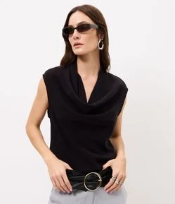 Blusa com Gola Degagê