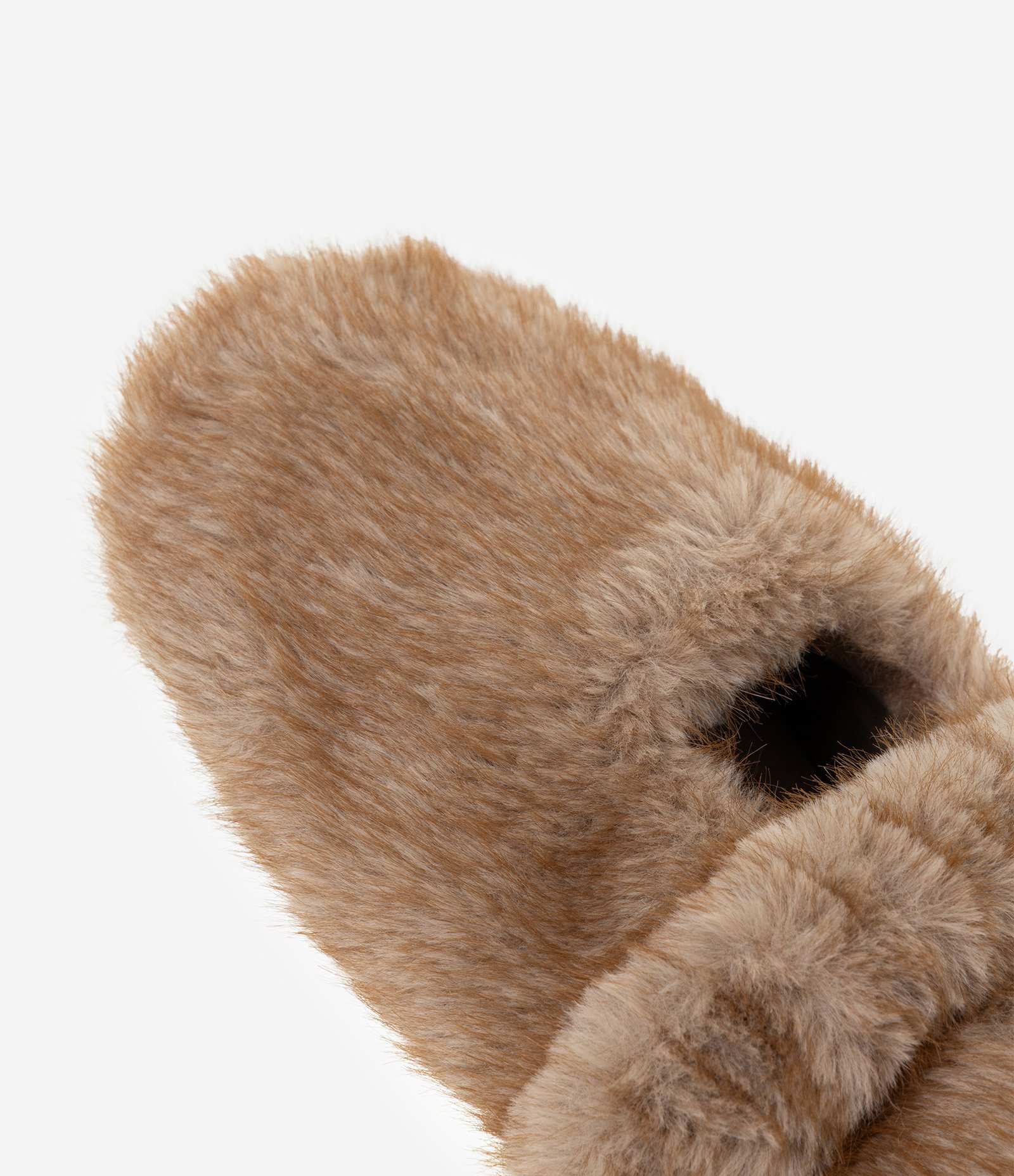 Pantufa Tipo Sapatilha Lisa Marrom 5