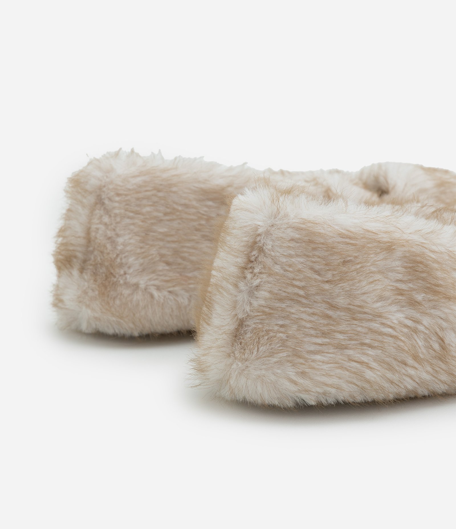 Pantufa Tipo Sapatilha Lisa Off White 3