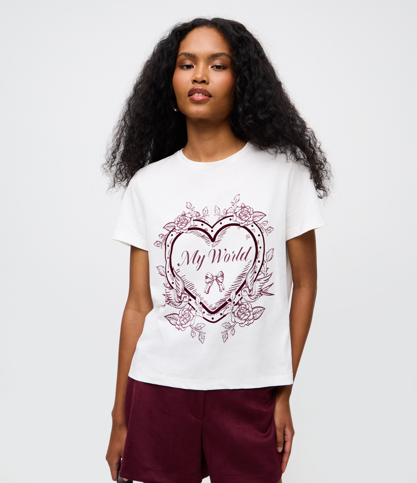 Camiseta com Estampa de Coração Lettering My World Branco 1