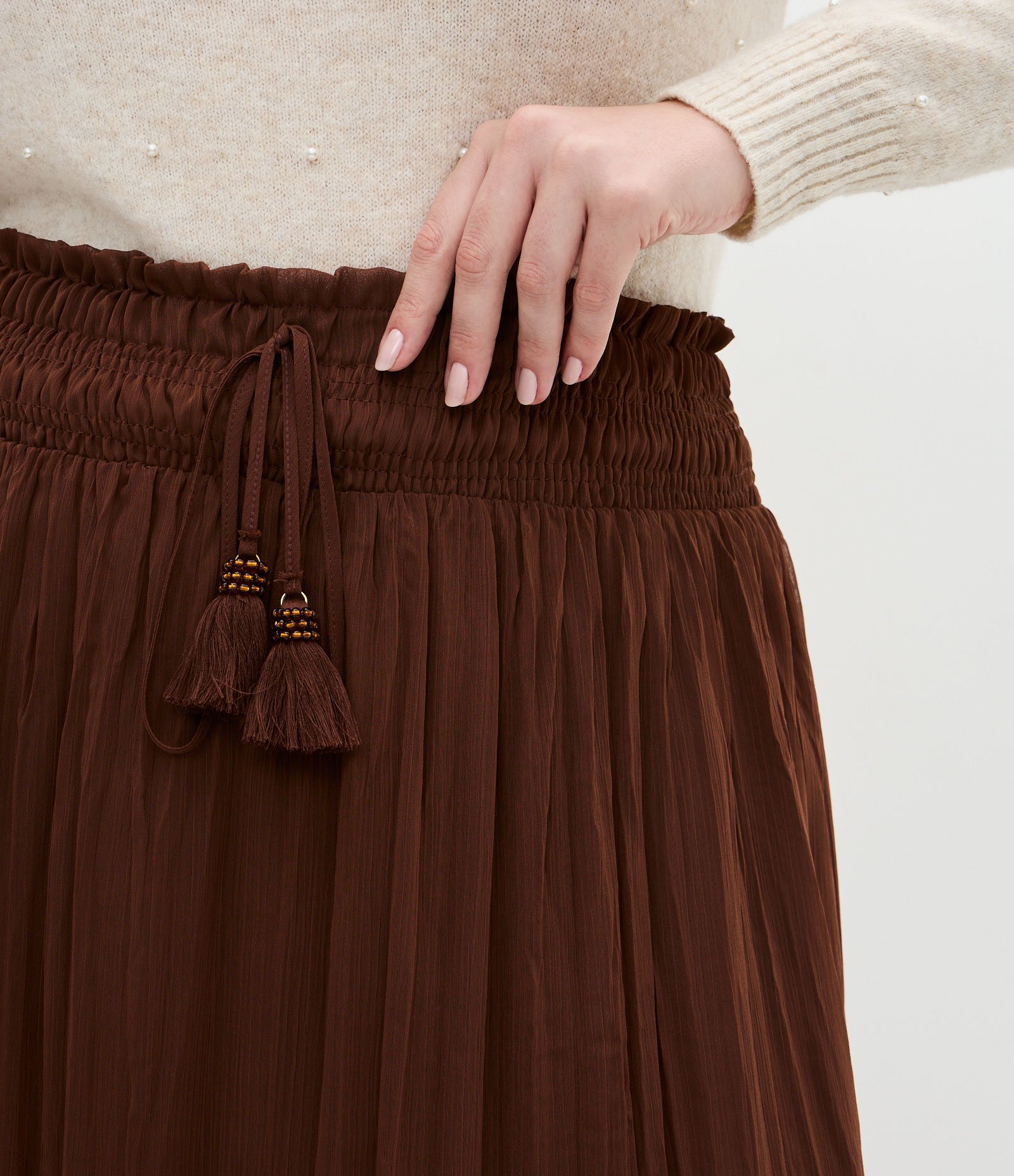 Saia Midi com Tassel e Plissada  Curve & Plus Size Marrom 3