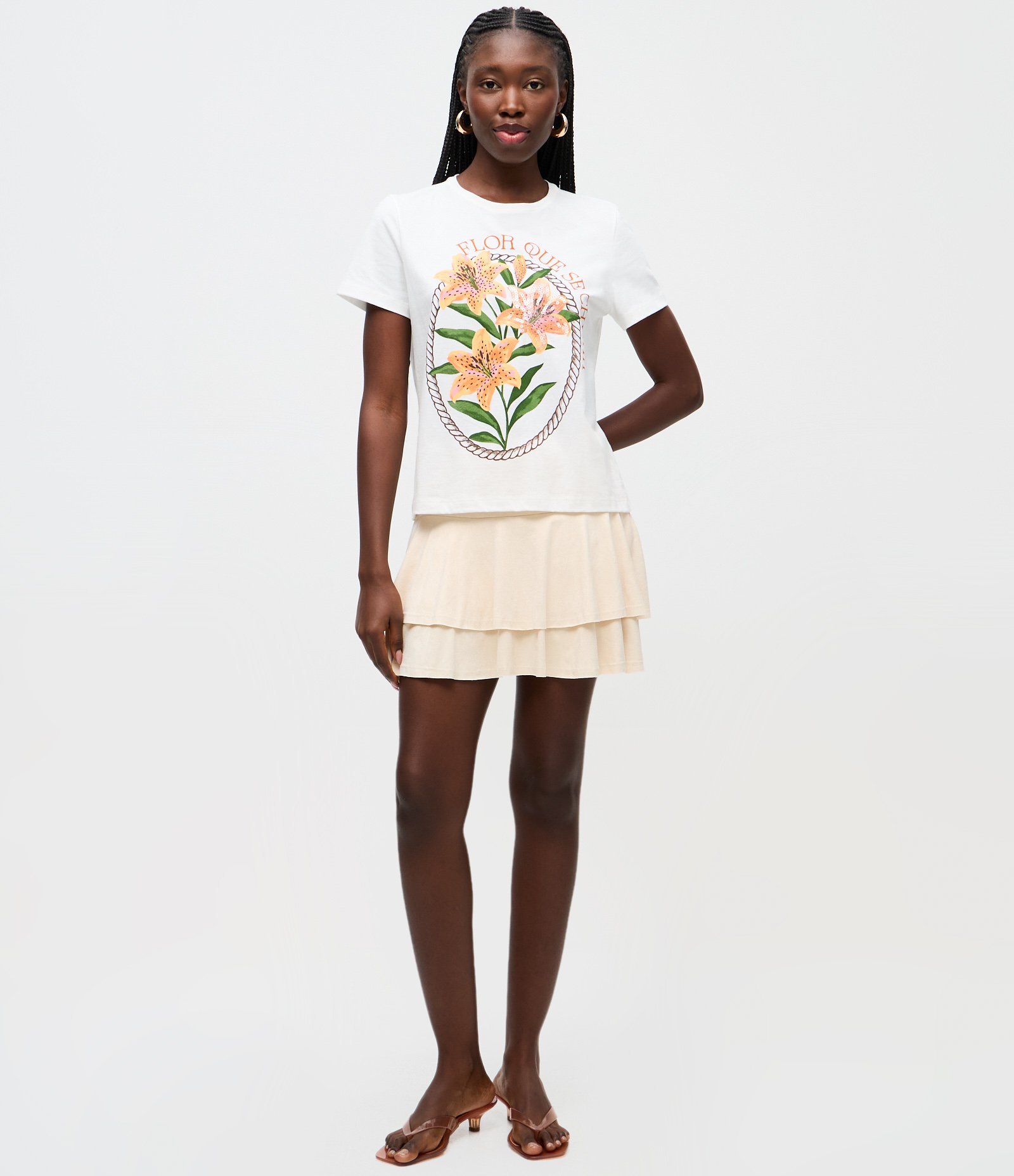 Camiseta com Paetês e Estampa Flor Que Se Cheira Off White 2