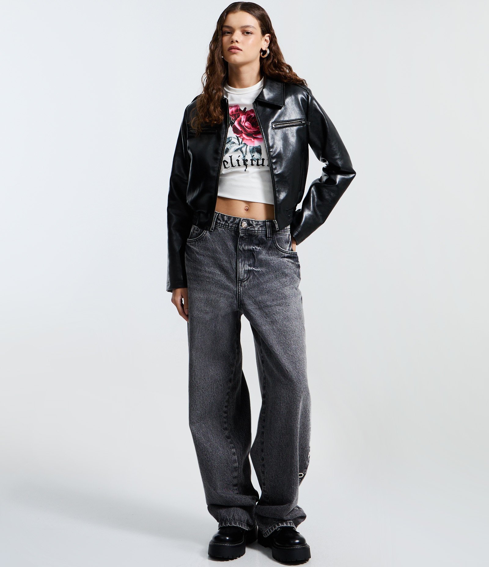 Camiseta New T-shirt com Estampa Delirium  Floral Branco 2