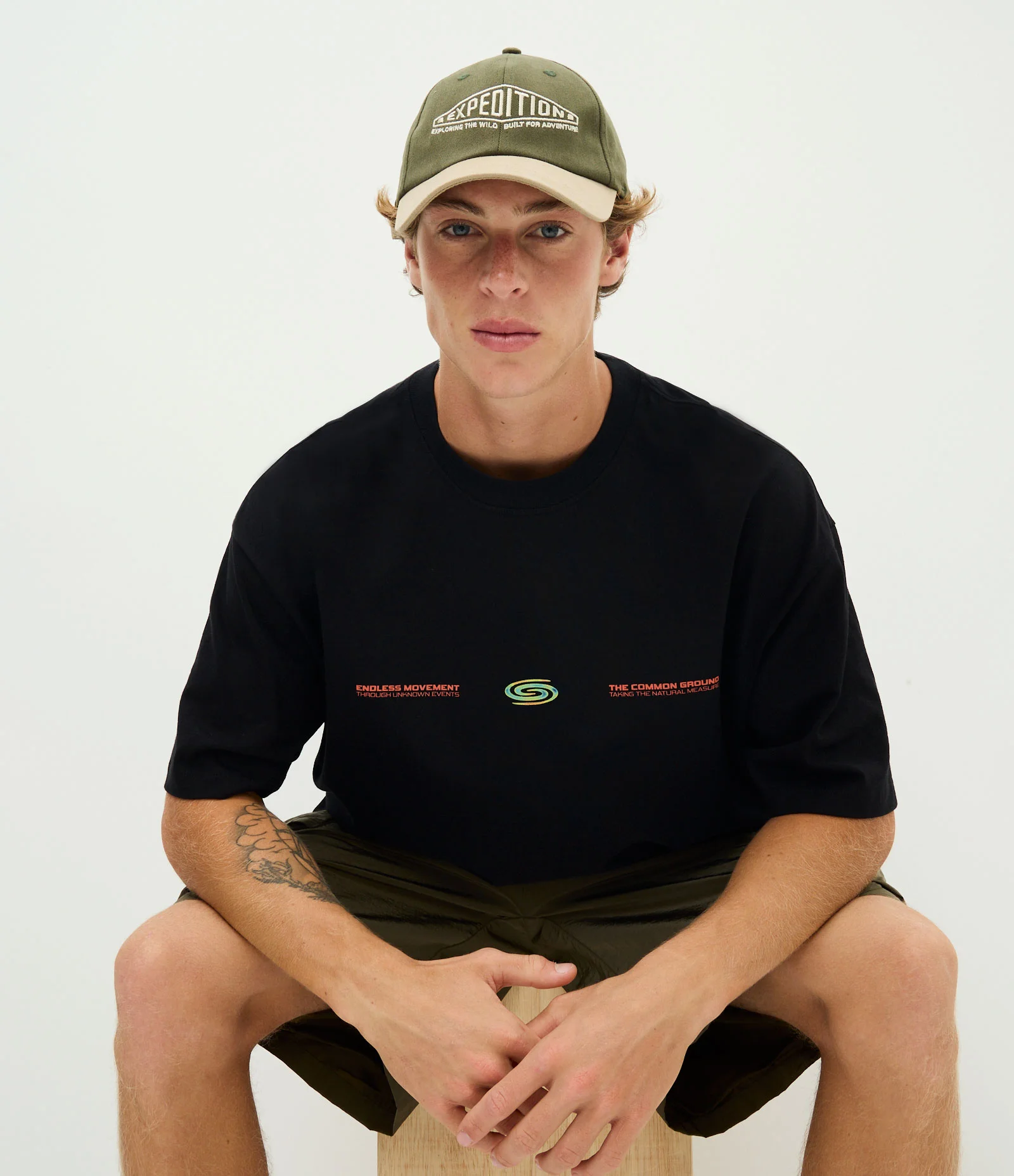 Camiseta Manga Curta em Algodão Fit Oversized Original Symbioses Preto 2