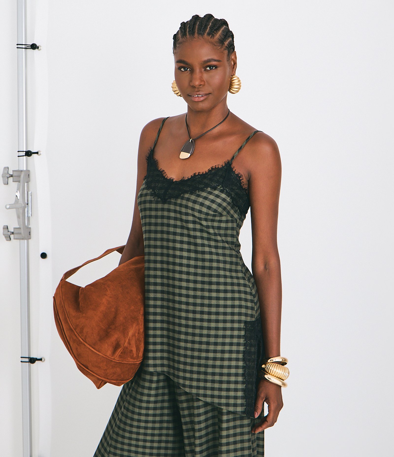 Blusa em Viscolinho com Barra Assimétrica Xadrez Verde 1