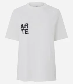 Camiseta em Algodão com Lettering e Estampa nas Costas