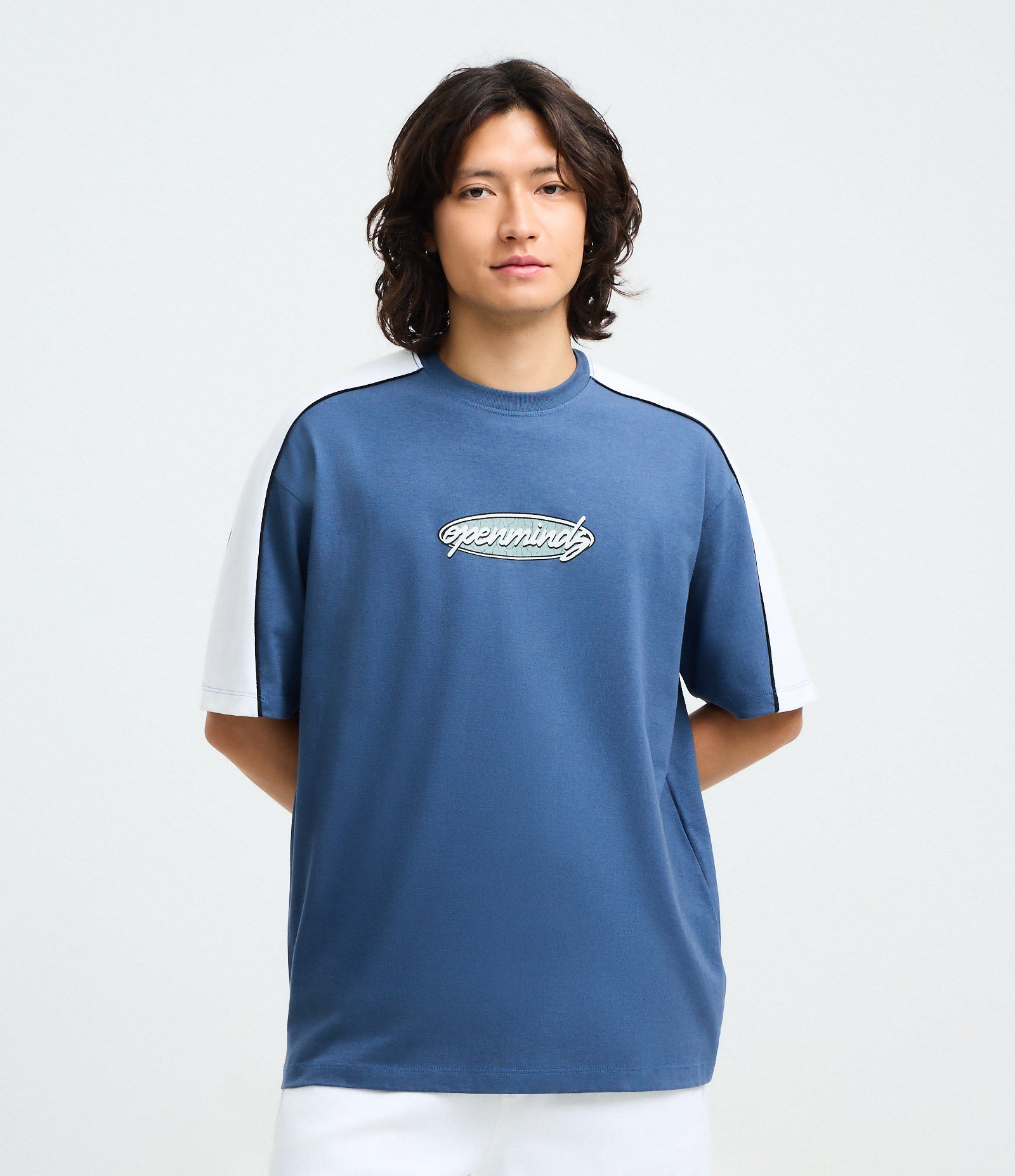 Camiseta Manga Curta Relaxed em Algodão com Lettering Openminds com Recorte nas Mangas Azul 1