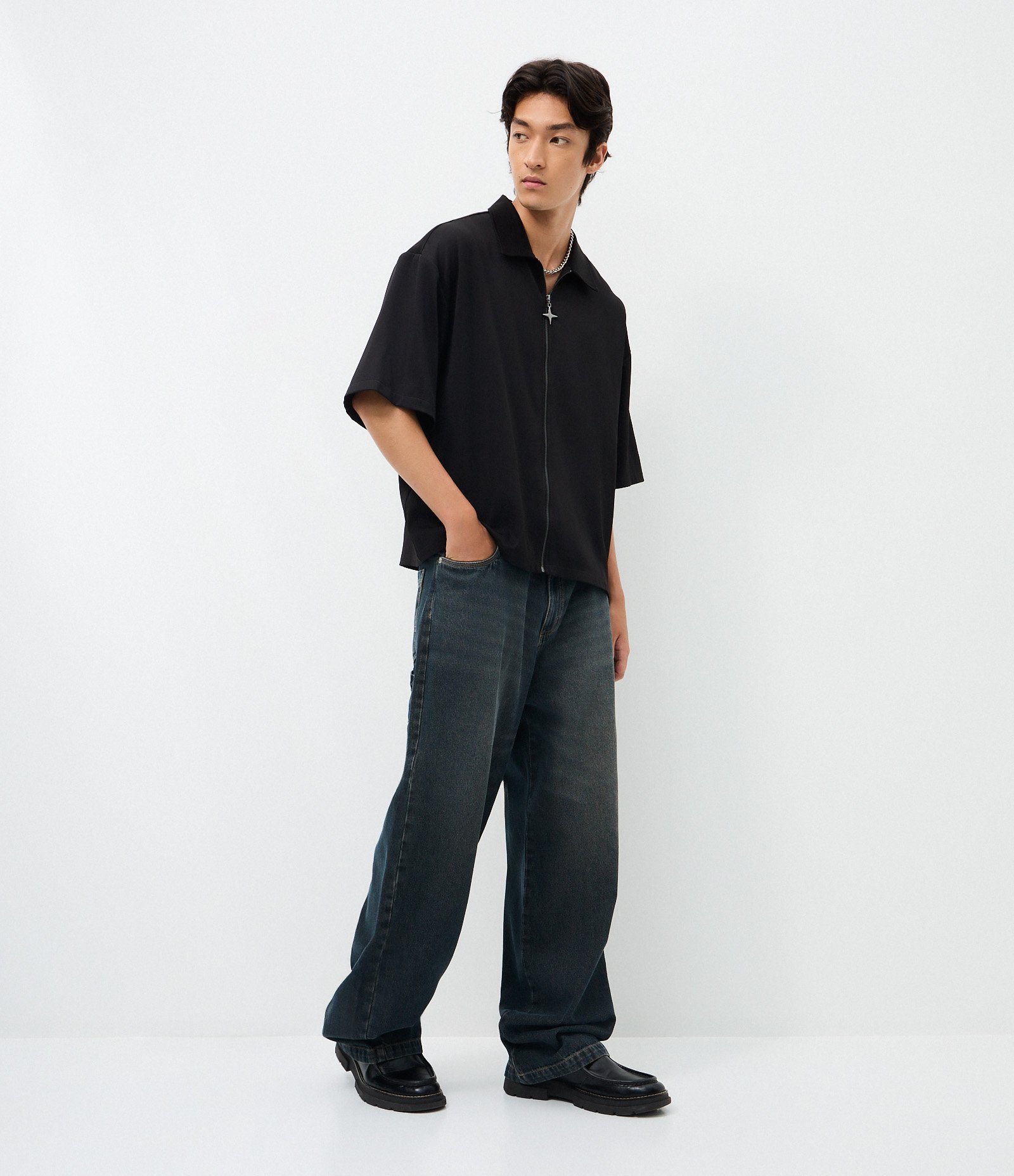 Calça Jeans Super Baggy com Detalhe de Estrela no Bolso Azul Escuro 1