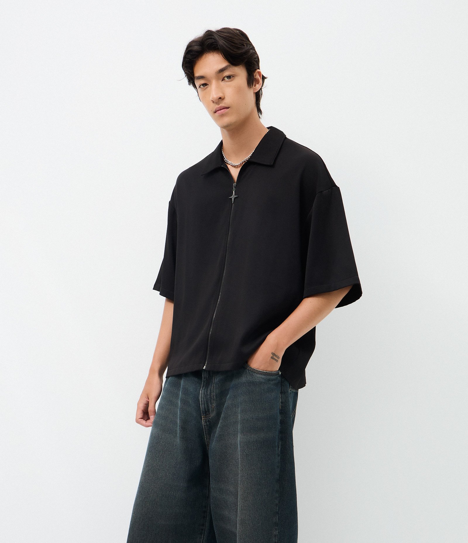 Calça Jeans Super Baggy com Detalhe de Estrela no Bolso Azul Escuro 4
