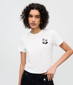 Blusa Baby Look com Bordado Floral em Paetê