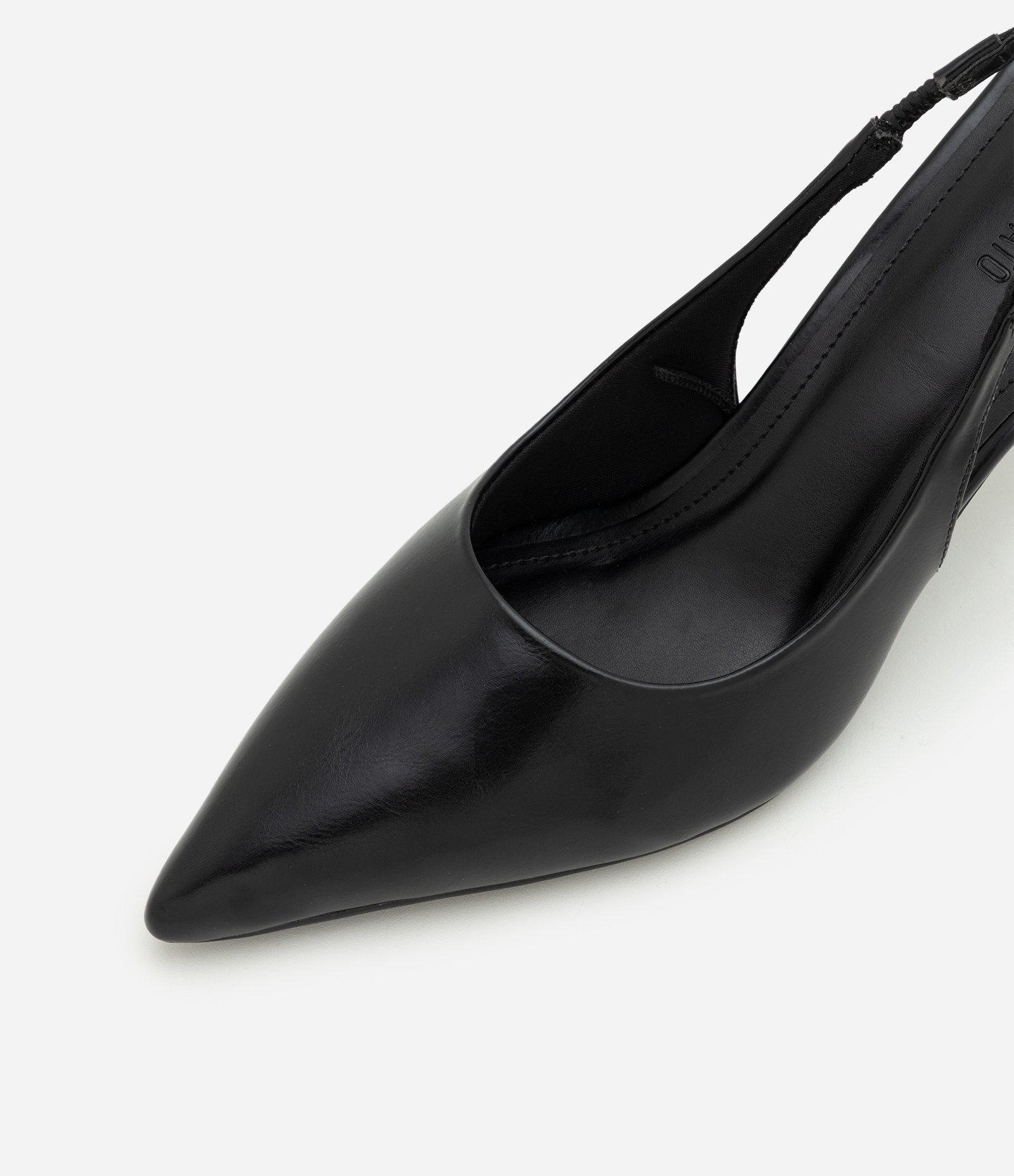 Sapato Slingback com Aviamento Lateral Preto 3