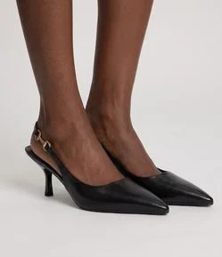 Sapato Slingback com Aviamento Lateral