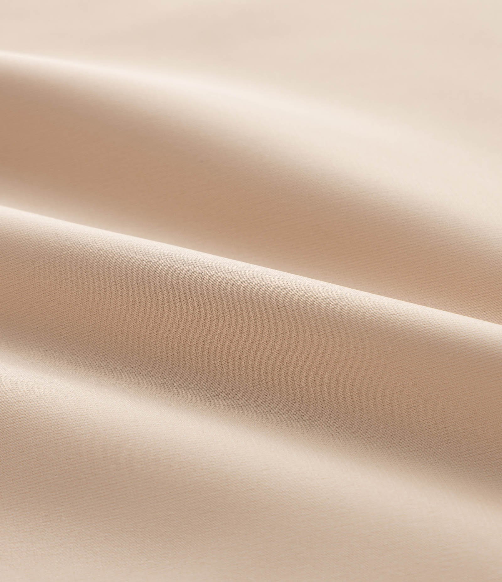 Camisa em Cetim Curve & Plus Size Bege 3