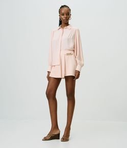 Short Saia Alfaiatado com Corrente Metálica