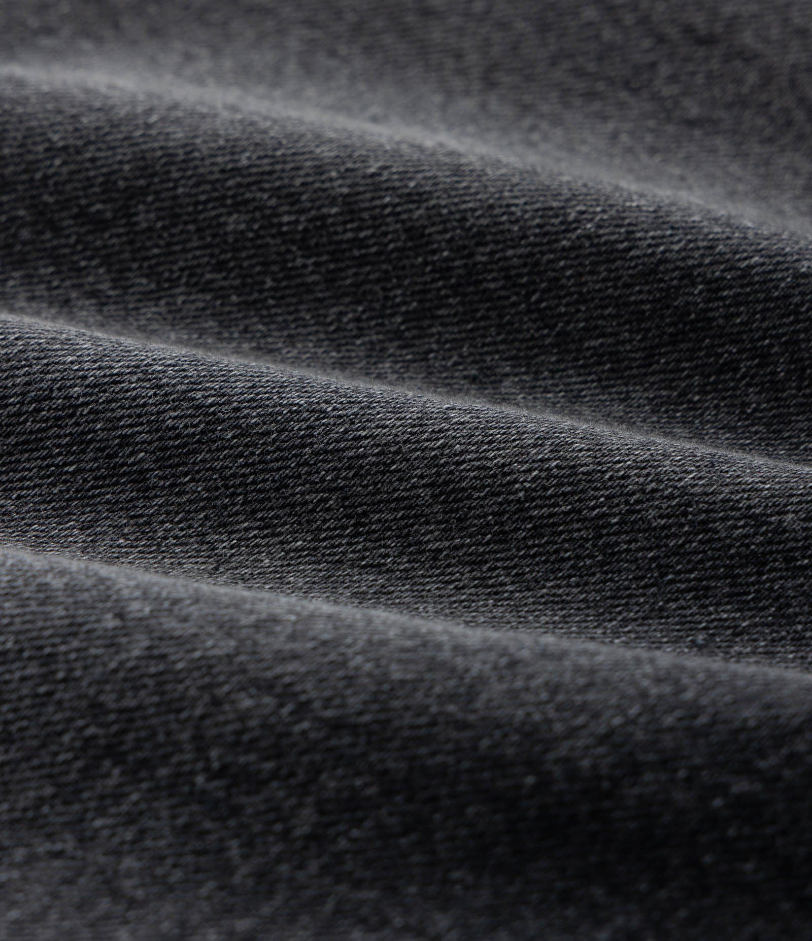 Calça Jeans Skinny Preta com Tachas Curve & Plus Size Preto 3