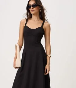 Vestido Midi Alfaiatado com Decote Coração e Alças Largas