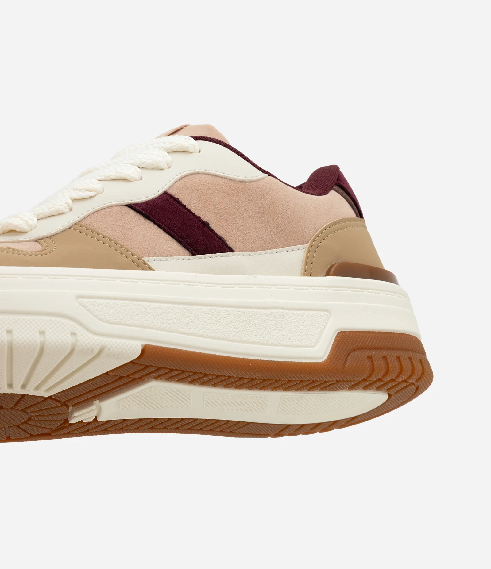 Tênis em PU com Sola Caixa e Detalhes em Veludo Multicores 4