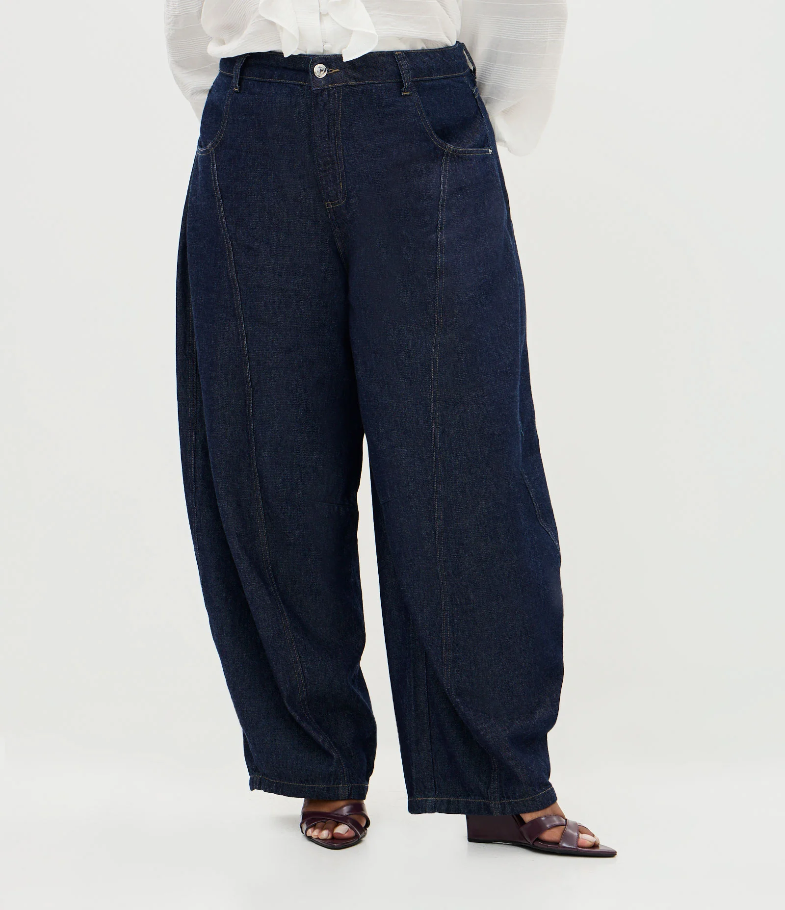 Calça Barrel em Jeans Raw Curve & Plus Size Azul 2