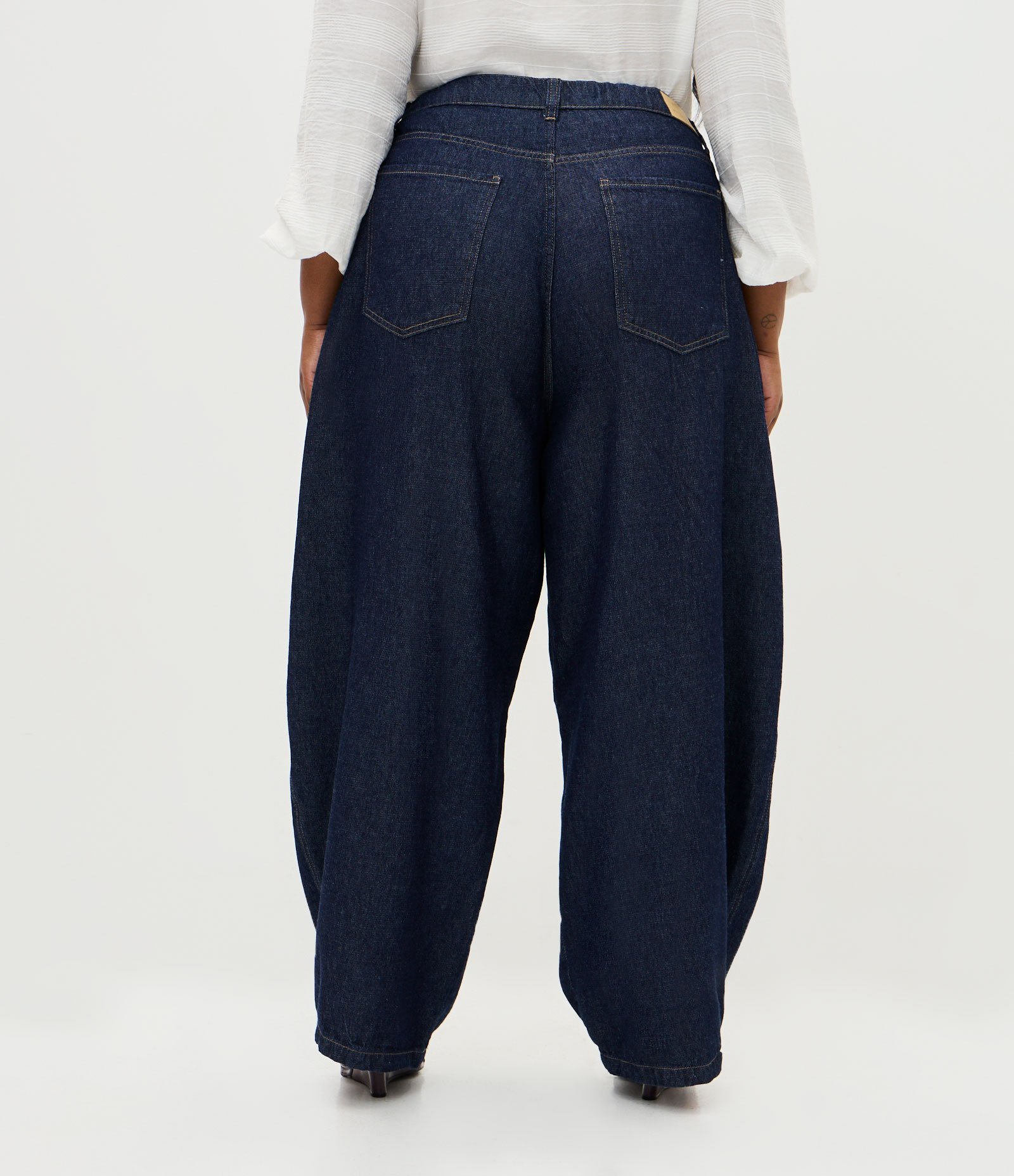 Calça Barrel em Jeans Raw Curve & Plus Size Azul 5