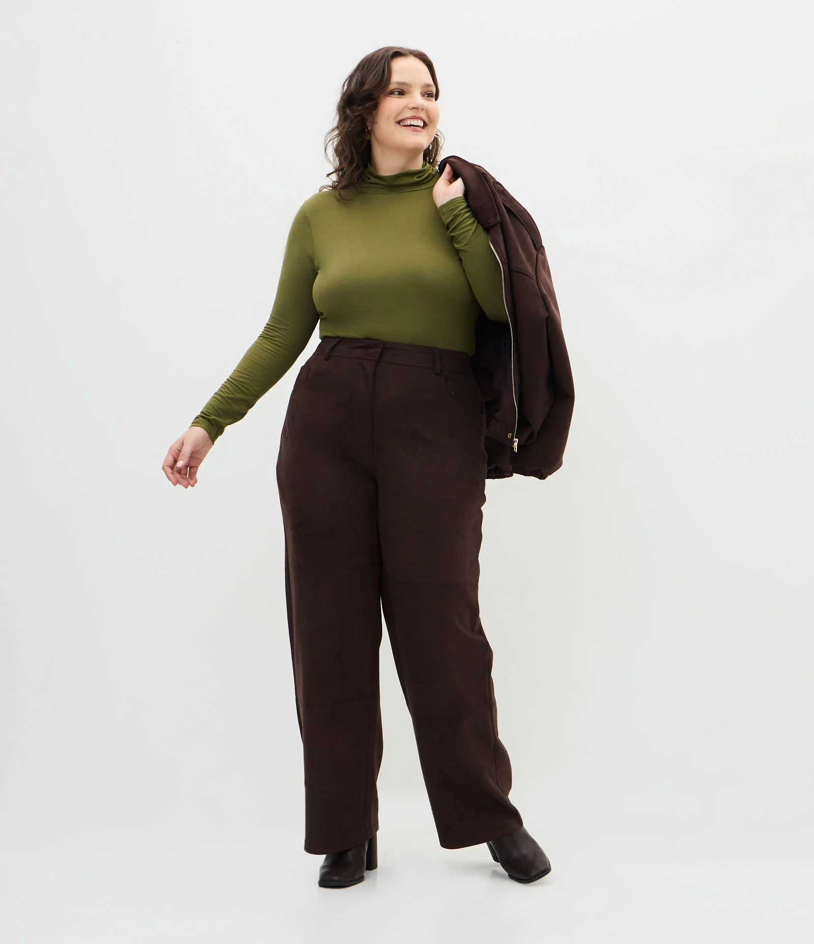 Blusa Gola Alta em Viscolycra Curve & Plus Size Verde 2