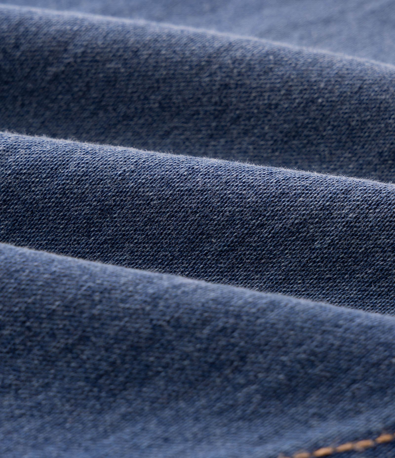 Calça Jeans Mom em Moletinho com Elastano Curve & Plus Size Azul 8