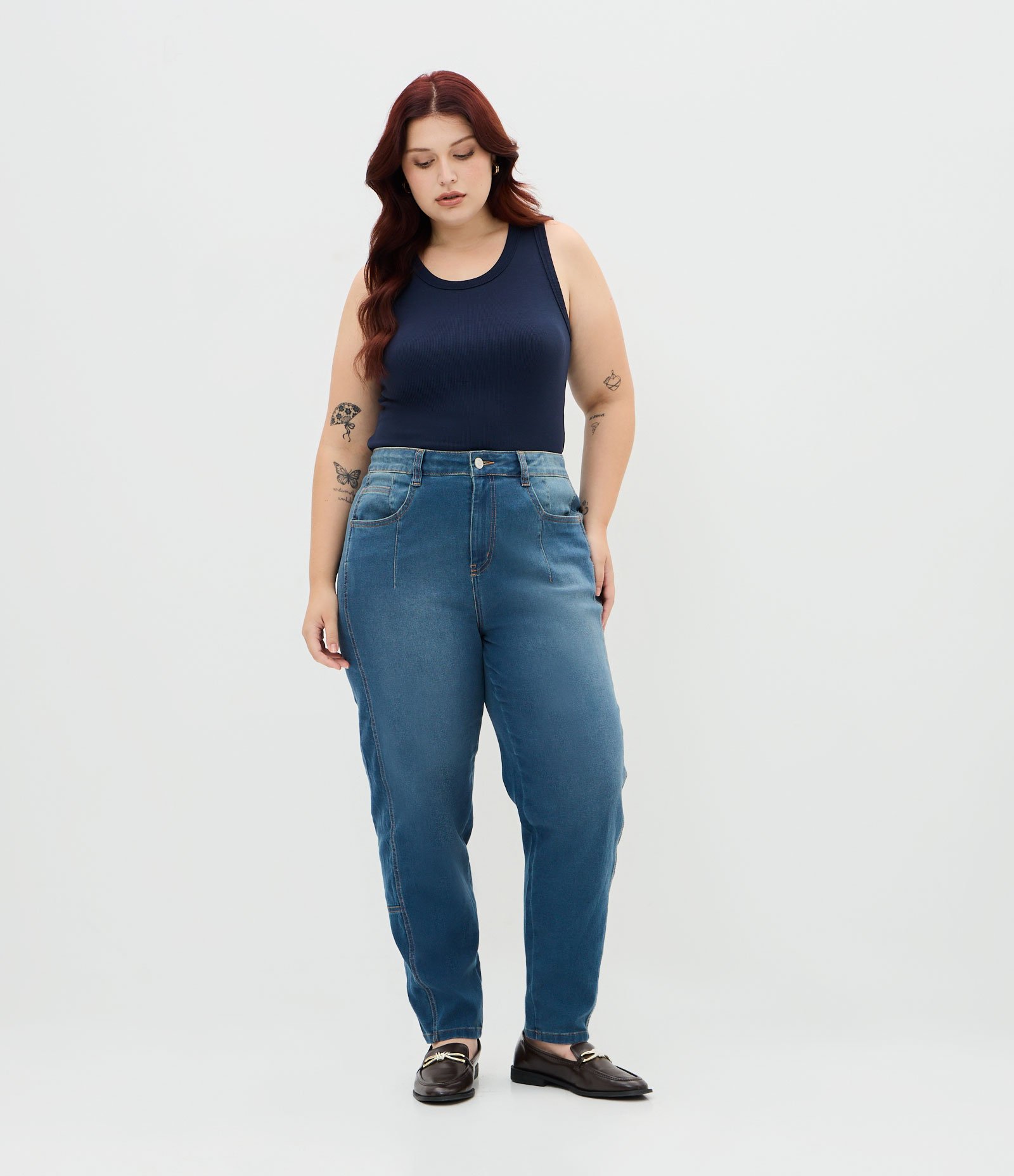Calça Jeans Mom em Moletinho com Elastano Curve & Plus Size Azul 1
