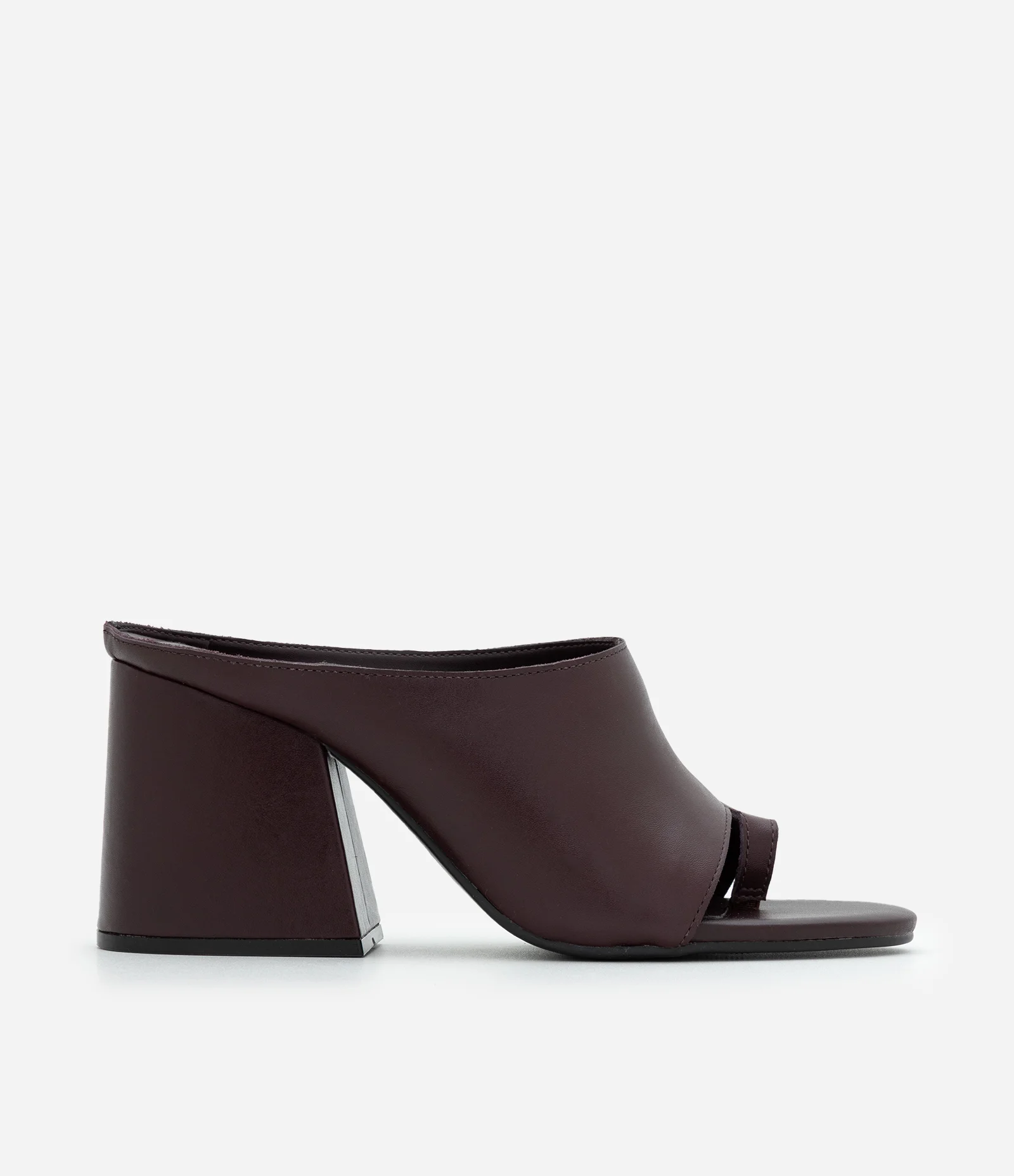 Sandália Mule em Couro com Salto Bloco e Dedeira Vinho 1