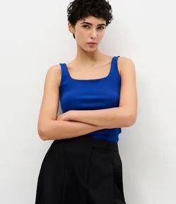 Blusa em Ribana com Decote Quadrado e Alça Larga