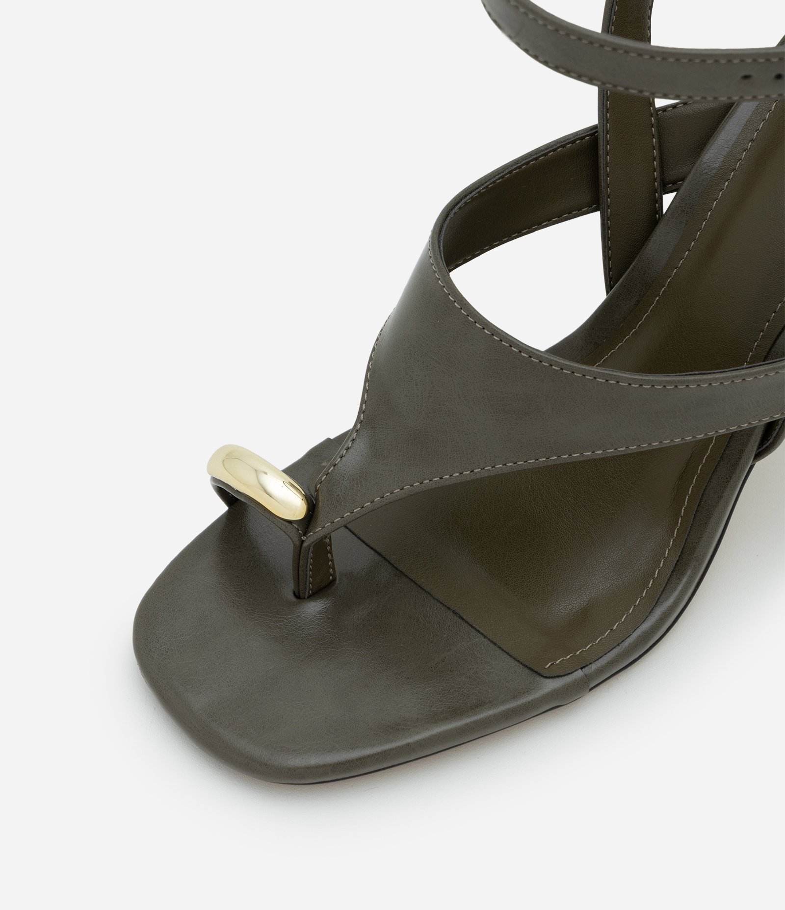 Sandália em PU com Dedeira e Salto Quadrado Verde 5