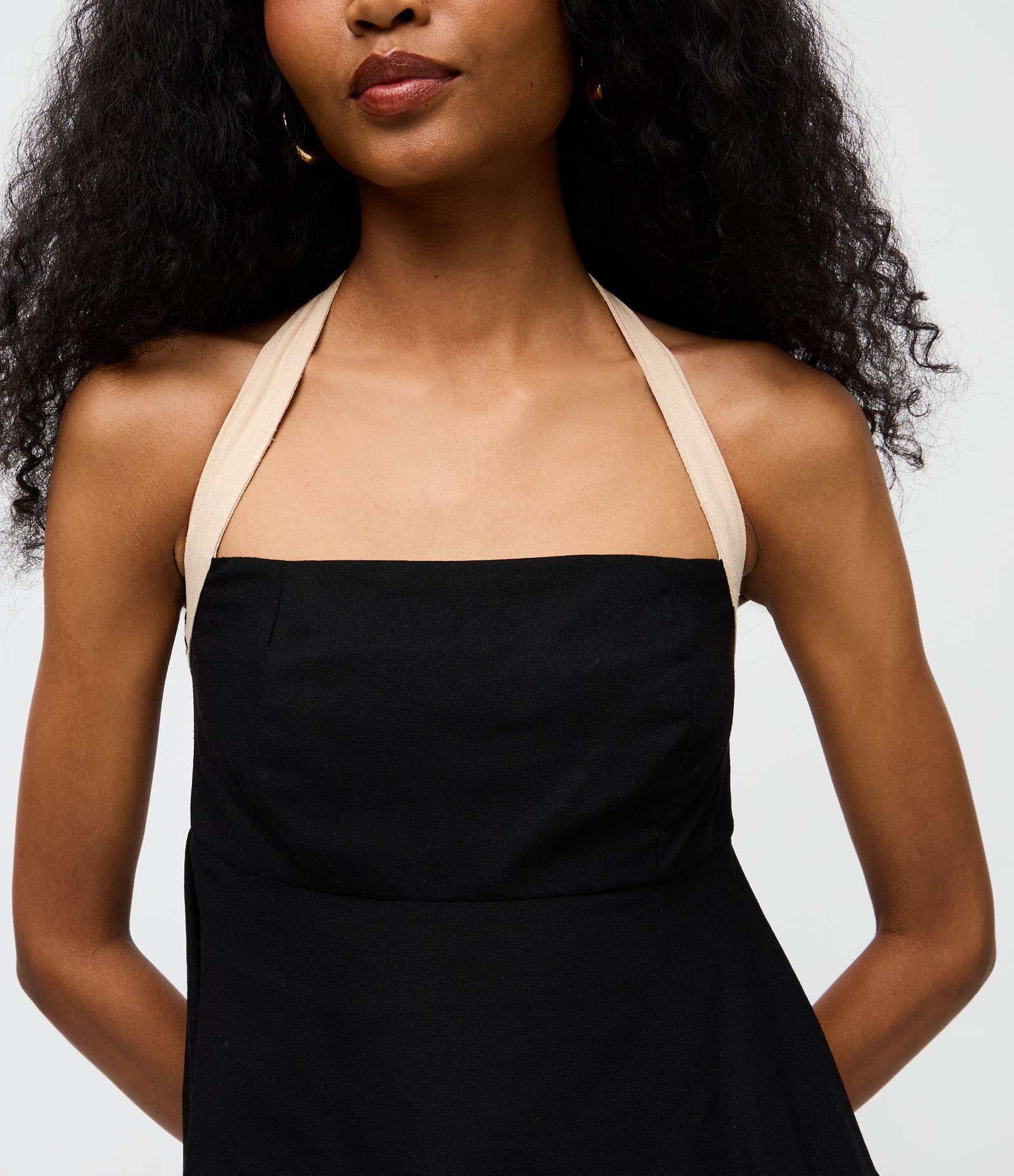Blusa Frente Única em Viscolinho com Decote Quadrado Preto 3