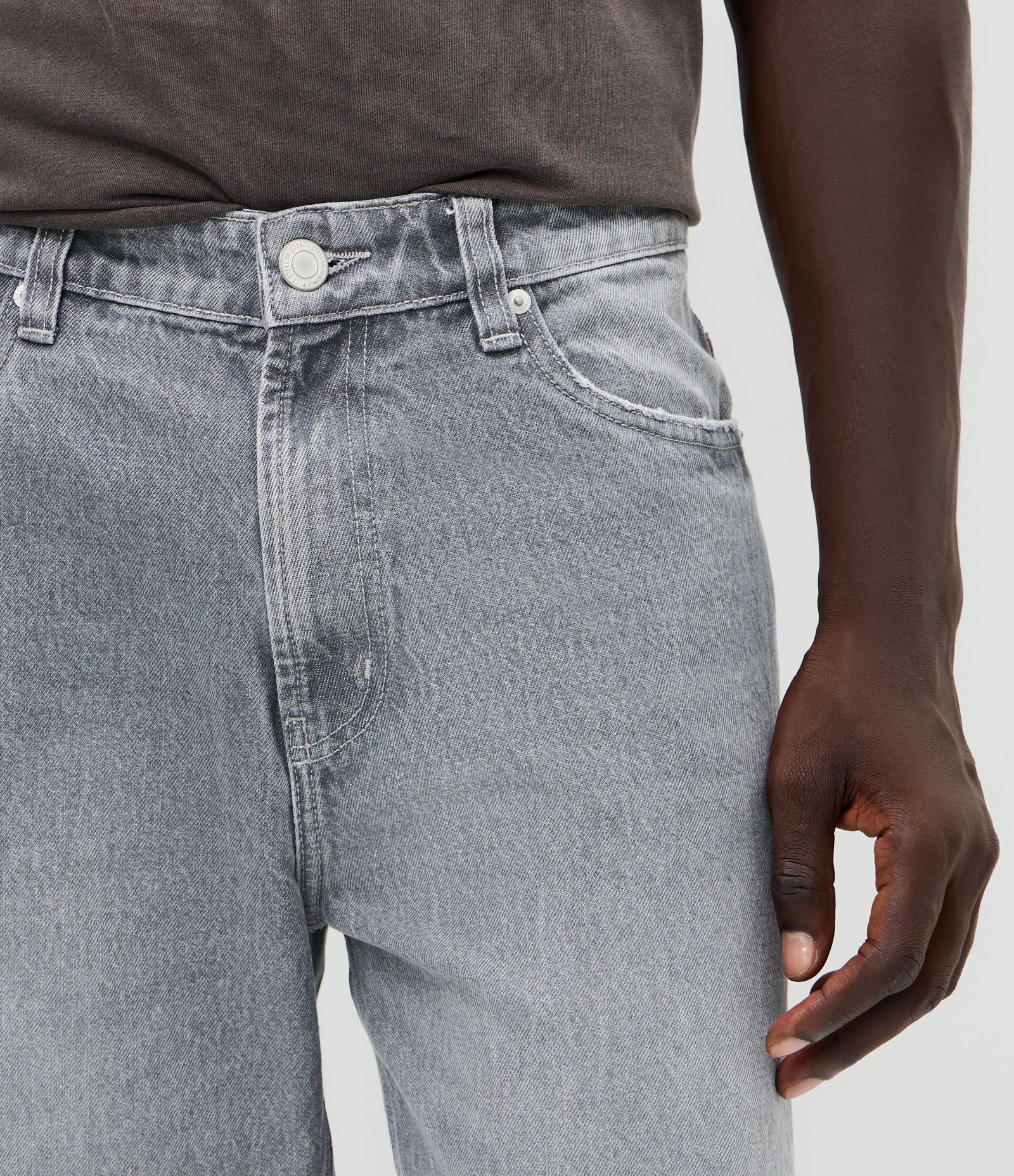 Calça  em Jeans Reta Vintage Cinza 3