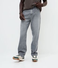 Calça  em Jeans Reta Vintage