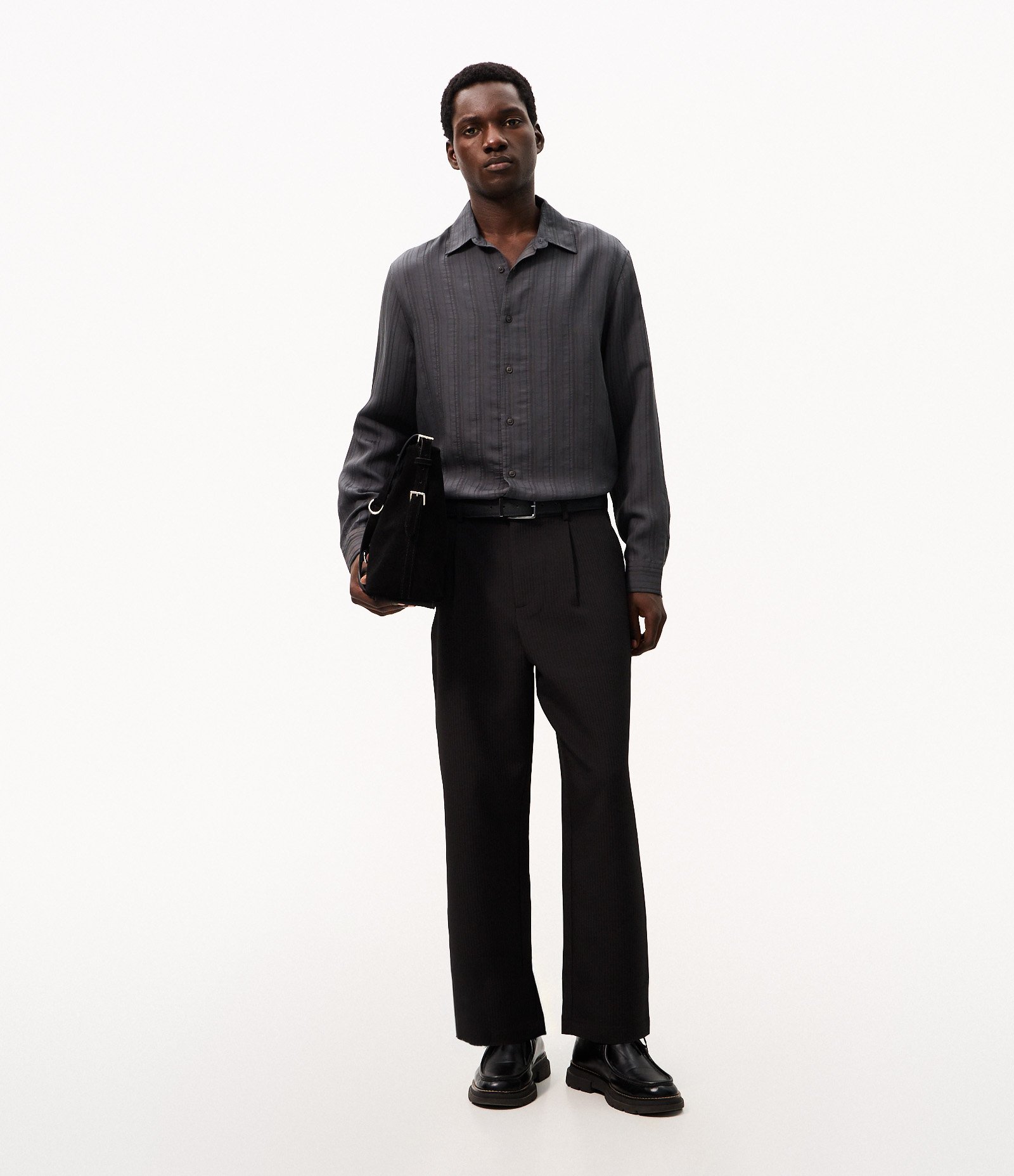 Camisa Comfort Modal Listrada Texturizada Cinza 2