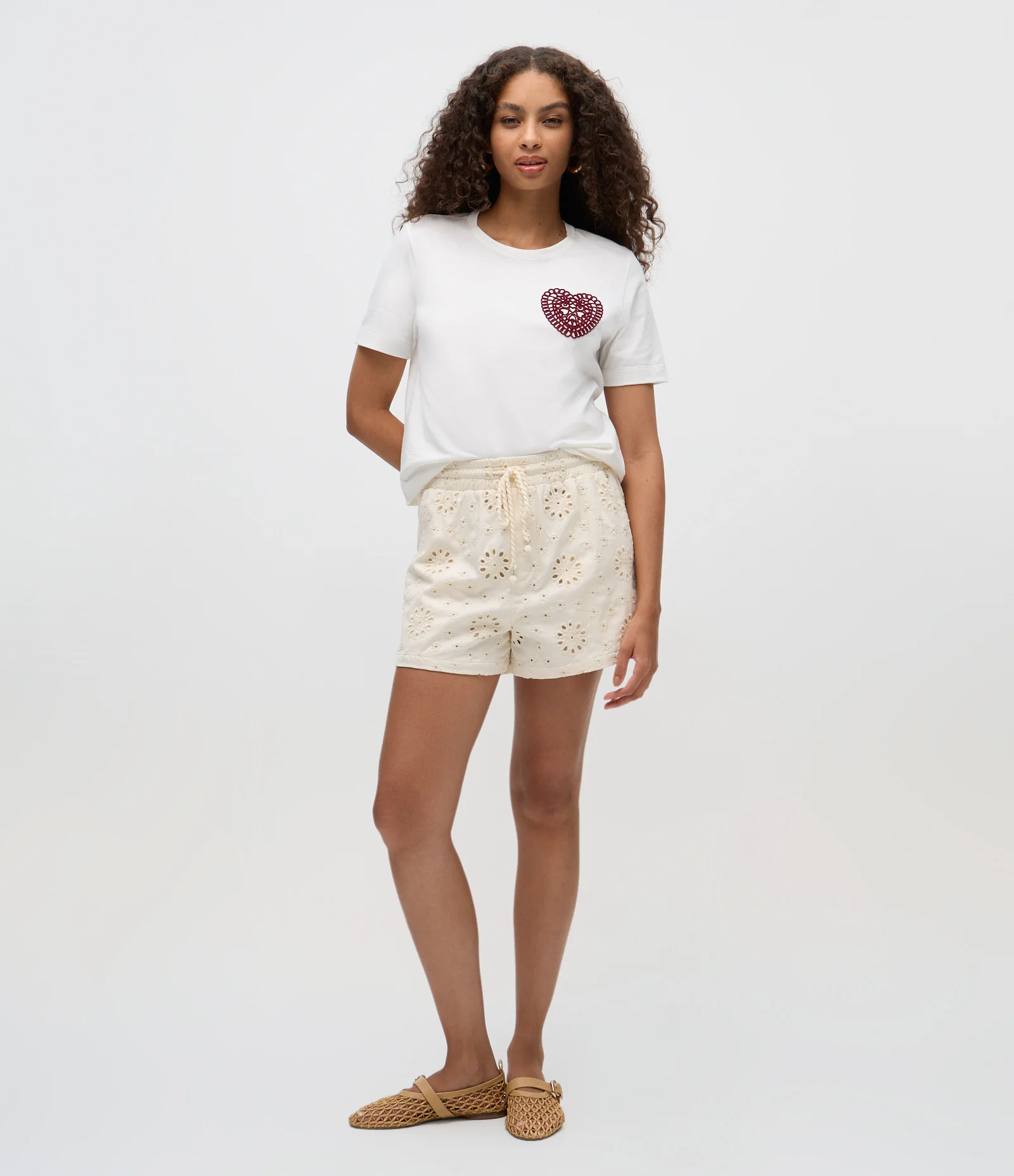 Blusa em Algodão com Bordado de Coração Branco 2