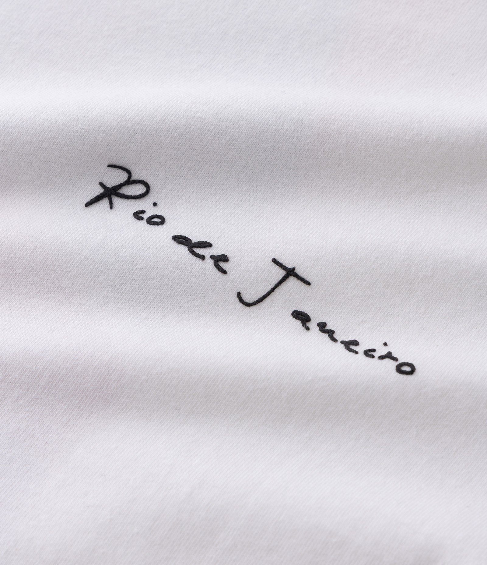 Camiseta em Algodão com Estampa Escadaria Selarón Branco 8