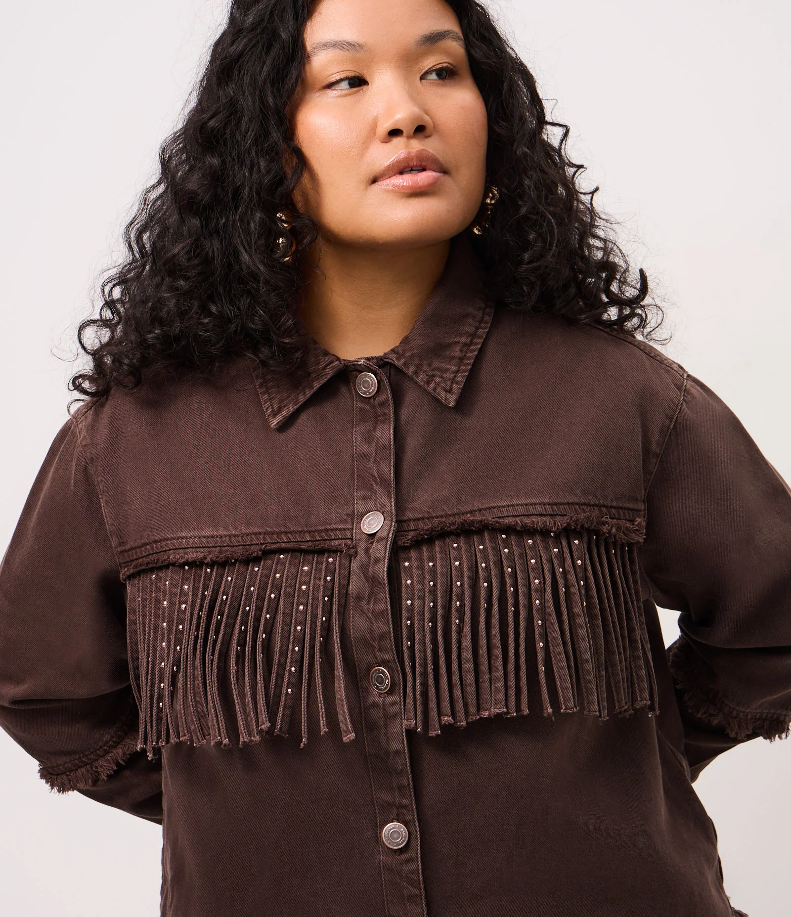 Camisa Overshirt em Sarja com Franjas e Brilhos Curve & Plus Size Marrom 1