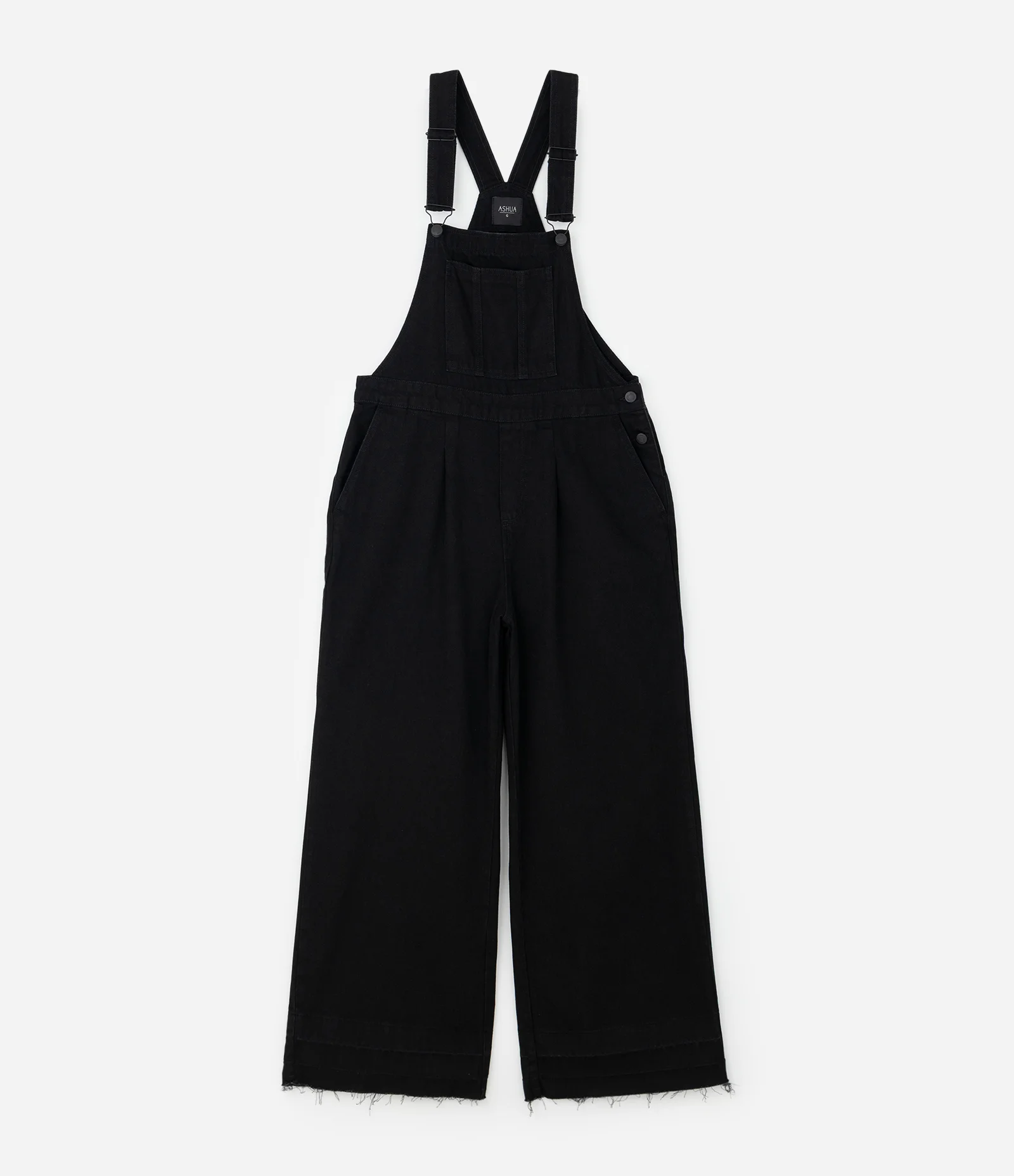 Jardineira em Jeans com Barra Desfiada Curve & Plus Size Preto 1