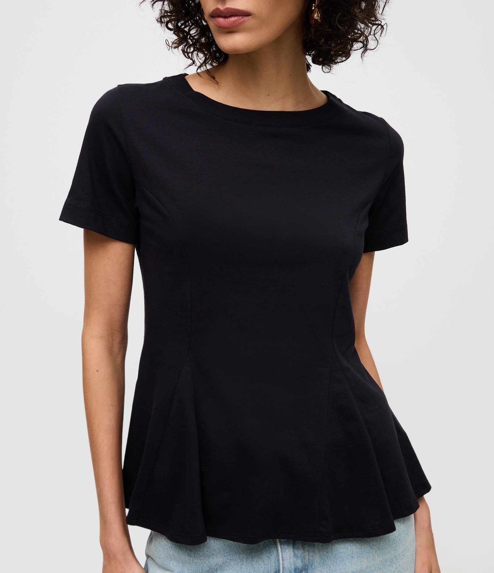 Blusa Manga Curta com Barra Ampla Preto 3