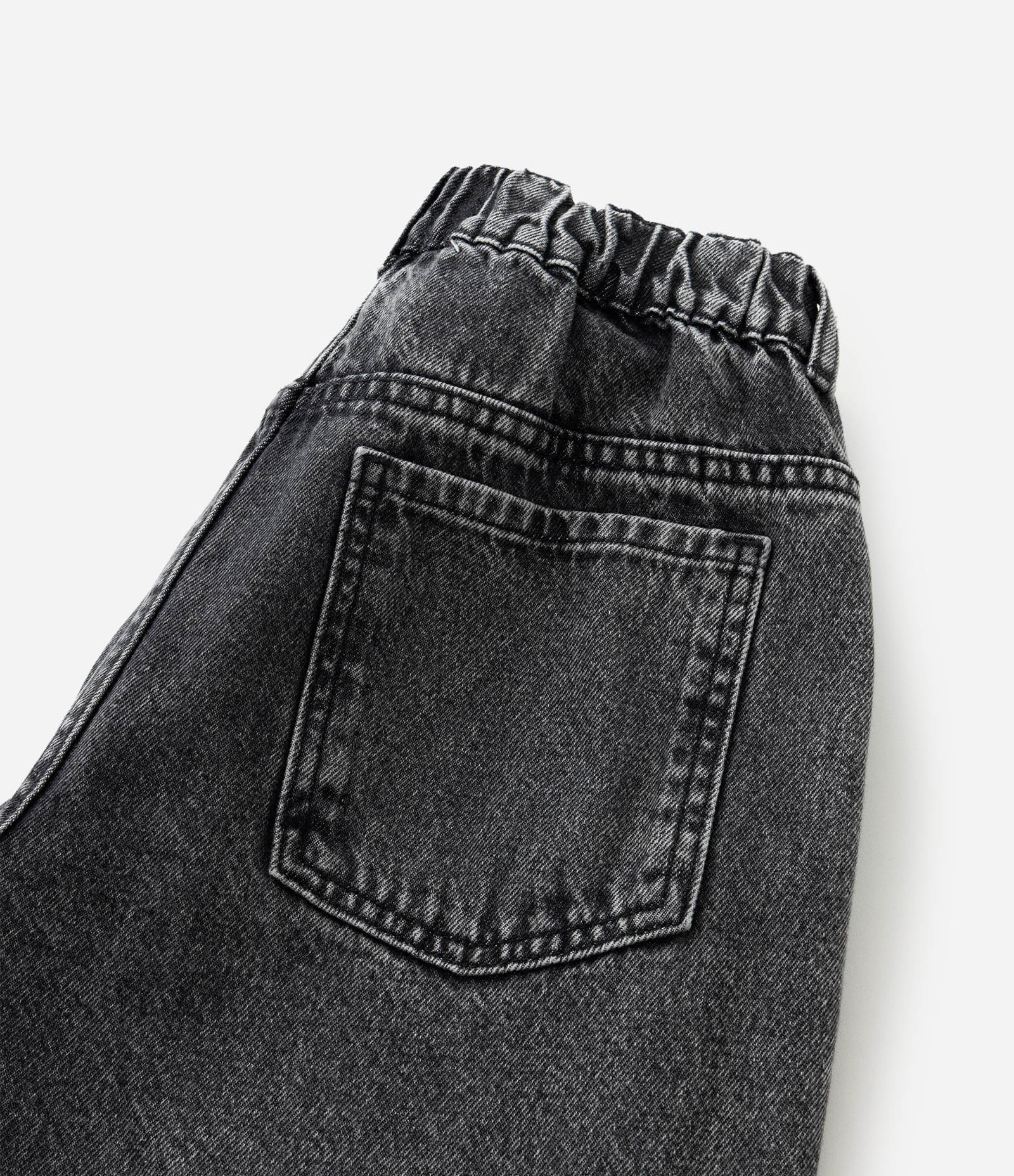 Calça Wide Leg Infantil em Jeans com Cinto e Fivela - Tam 5 a 16 Anos Preto 3