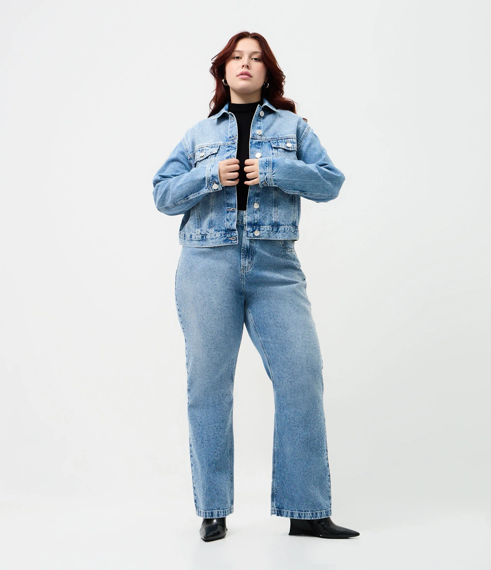 Jaqueta Jeans Cropped com Termocolante Incolor Curve & Plus Size Azul 2