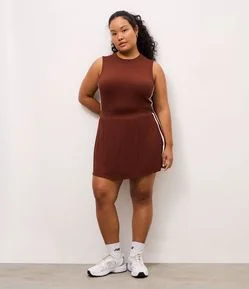 Short Saia Esportivo em Ribana com Listras Laterais Curve & Plus Size