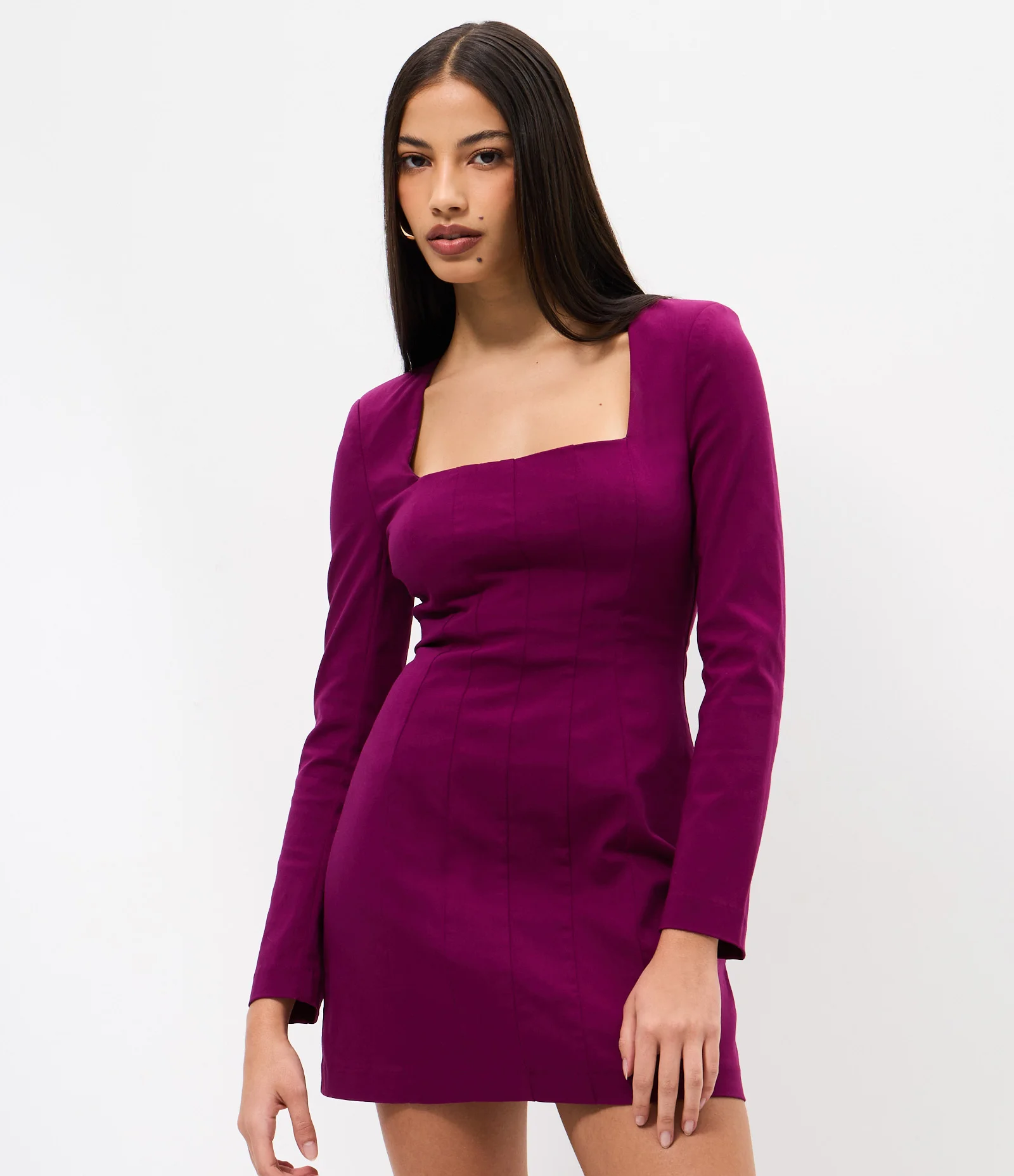 Vestido Curto Manga Longa em Bengaline com Ombreiras Roxo 2