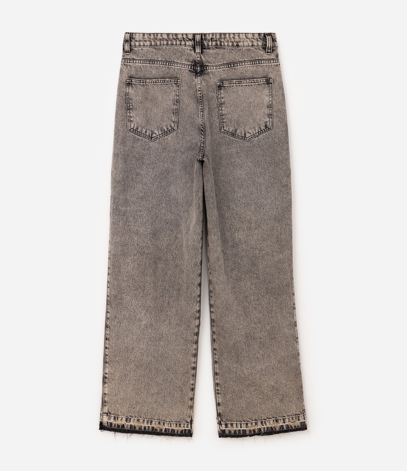 Calça Jeans Super Baggy com Barra Desfeita e Nesga Cinza 2