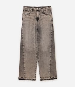 Calça Jeans Super Baggy com Barra Desfeita e Nesga